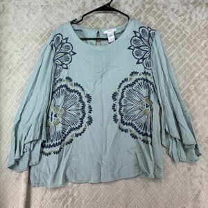 Esley Womans L Blouse Light Blue Floral 3/4 Flare Sleeve Flowy Boho Beach